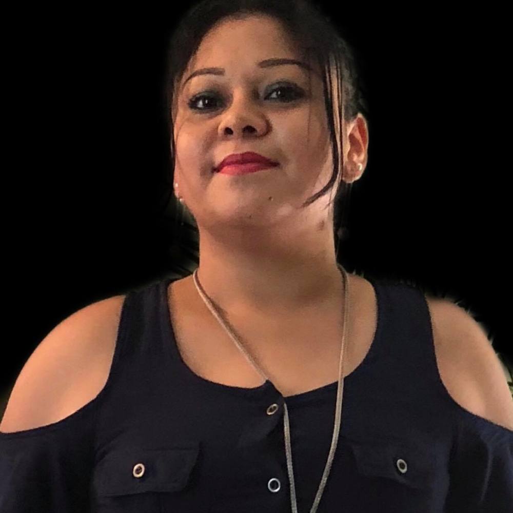 Meet your Posher, Carolina